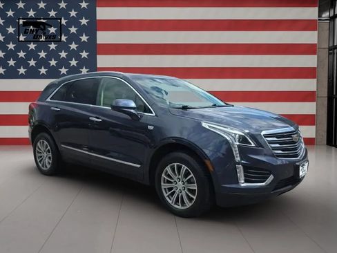 Used 2019 Cadillac XT5 Luxury AWD/4WD image 3