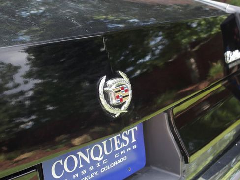 Used 1996 Cadillac Fleetwood Brougham RWD image 27