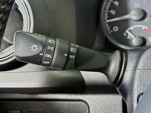 Used 2020 Toyota Tacoma TRD Sport w/ Technology Package image 14