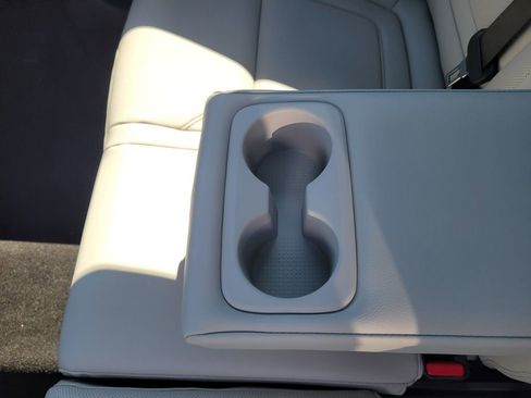 New 2026 Hyundai Tucson Limited image 35