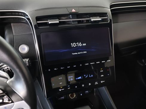 Used 2024 Hyundai Santa Cruz Limited image 5