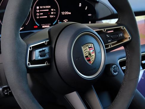 New 2025 Porsche Taycan 4S AWD/4WD image 25