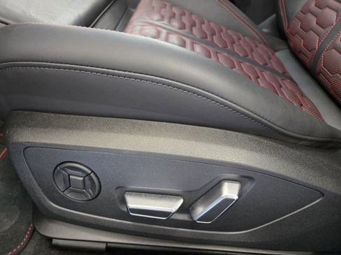 Used 2025 Audi RS 6 performance AWD/4WD image 27