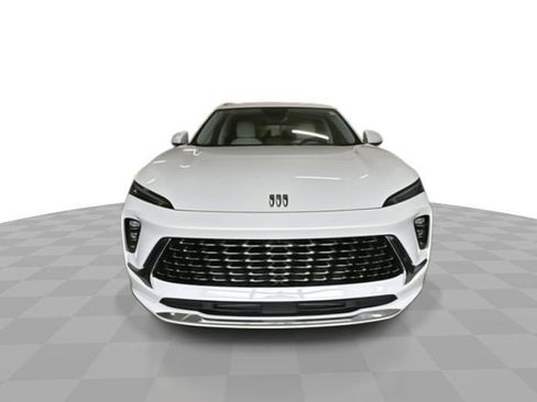 New 2026 Buick Envision Avenir image 3