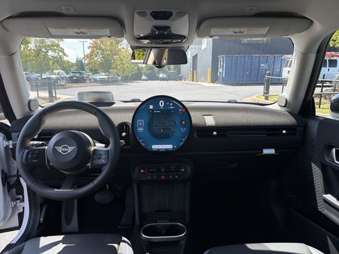 Used 2026 MINI Cooper 2-Door Hardtop FWD image 41
