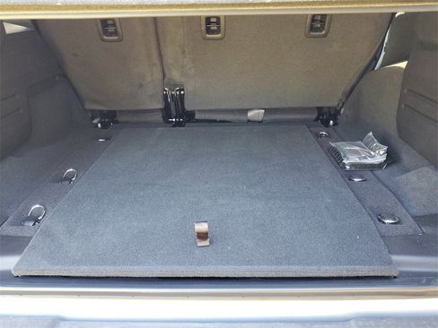 Used 2024 Jeep Wrangler Sahara image 9