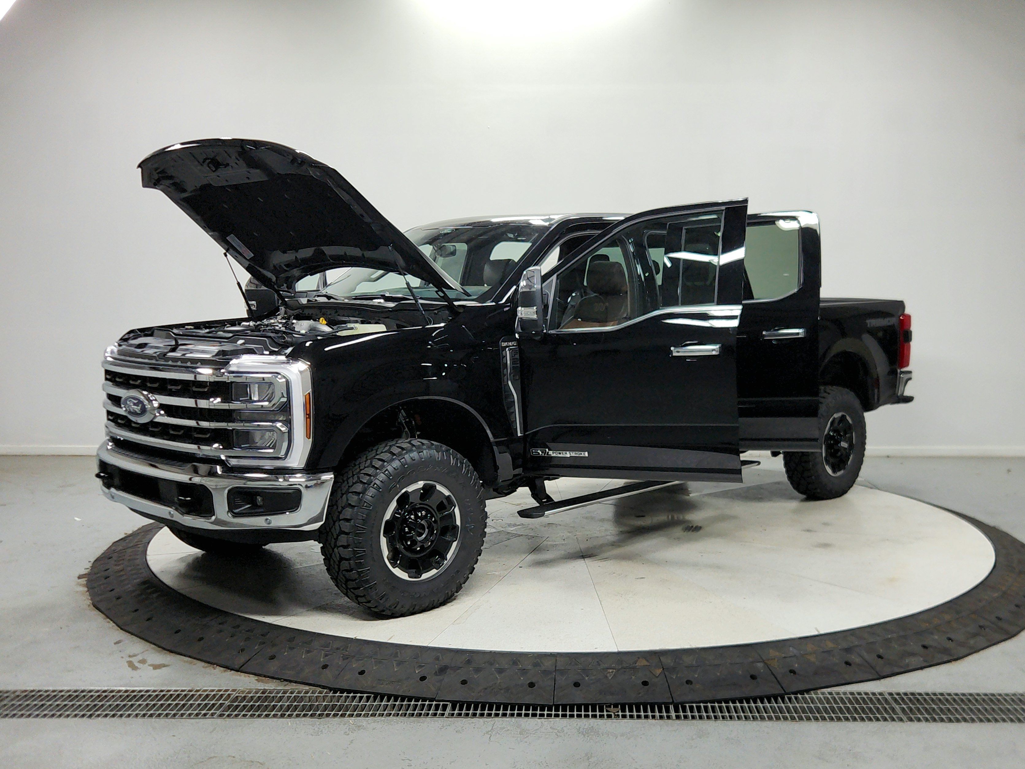 New 2026 Ford F250 King Ranch w/ Tremor Off-Road Package AWD/4WD image 12