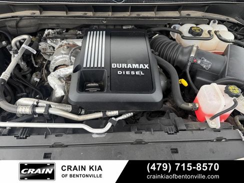 Used 2024 Cadillac Escalade ESV Sport Platinum w/ Heavy-Duty Trailer Package AWD/4WD image 34