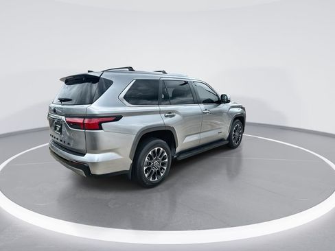 Used 2024 Toyota Sequoia Limited AWD/4WD image 8