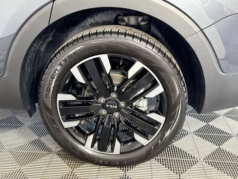 Certified 2024 Kia Telluride SX Prestige image 34