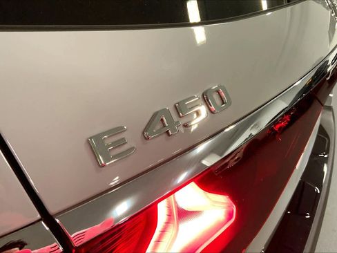 Used 2025 Mercedes-Benz E 450 4MATIC All-Terrain Wagon image 31