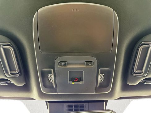 New 2026 Toyota Camry SE image 6