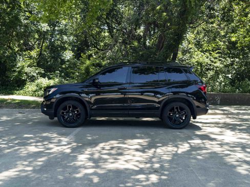 Used 2024 Honda Passport Black Edition image 6