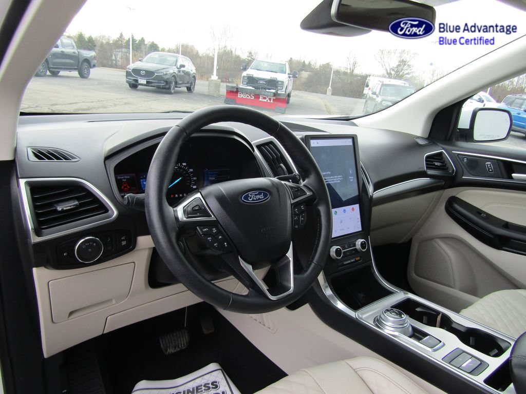 Used 2024 Ford Edge Titanium w/ Equipment Group 301A AWD/4WD image 14