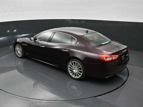 Used 2018 Maserati Quattroporte S GranLusso RWD image 30
