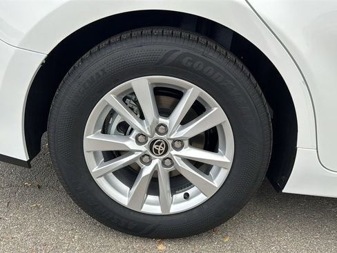 New 2026 Toyota Camry LE image 12