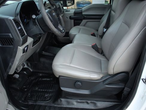 Used 2022 Ford F250 XL w/ Power Equipment Group image 17