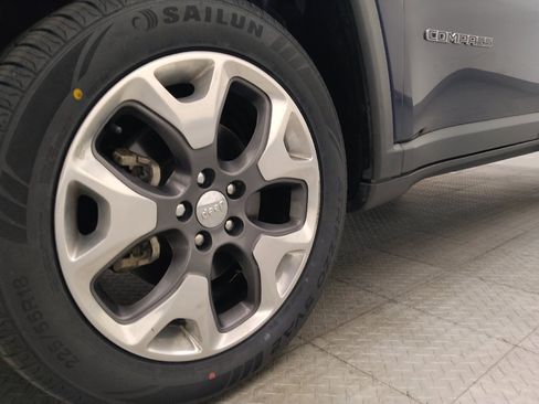 Used 2020 Jeep Compass Limited FWD image 31