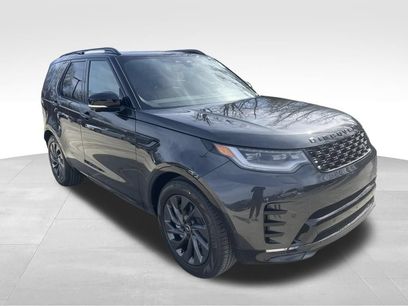 New 2026 Land Rover Discovery Dynamic SE