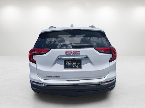 Used 2020 GMC Terrain SLT image 6