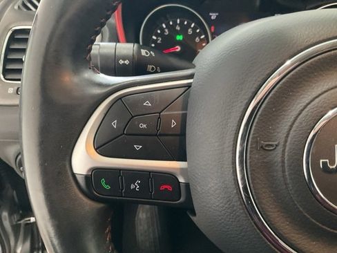 Used 2018 Jeep Compass Trailhawk image 10