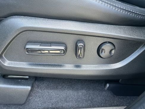 Used 2023 Honda Pilot EX-L image 22