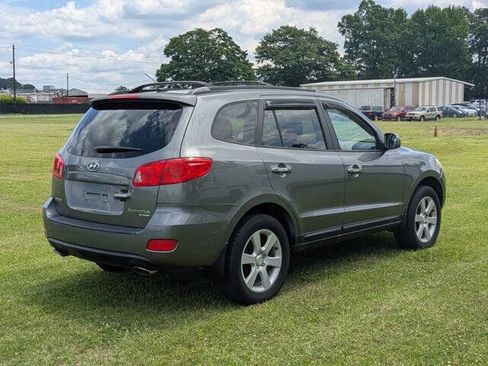 Used 2009 Hyundai Santa Fe Limited FWD image 3