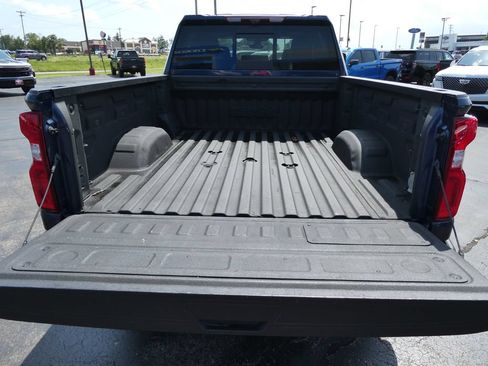 Certified 2022 Chevrolet Silverado 2500 High Country w/ Z71 Off-Road Package AWD/4WD image 18