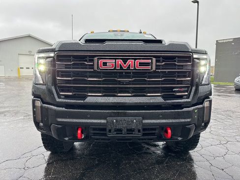 Used 2024 GMC Sierra 2500 AT4X image 7