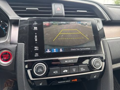 Used 2018 Honda Civic EX-L image 17