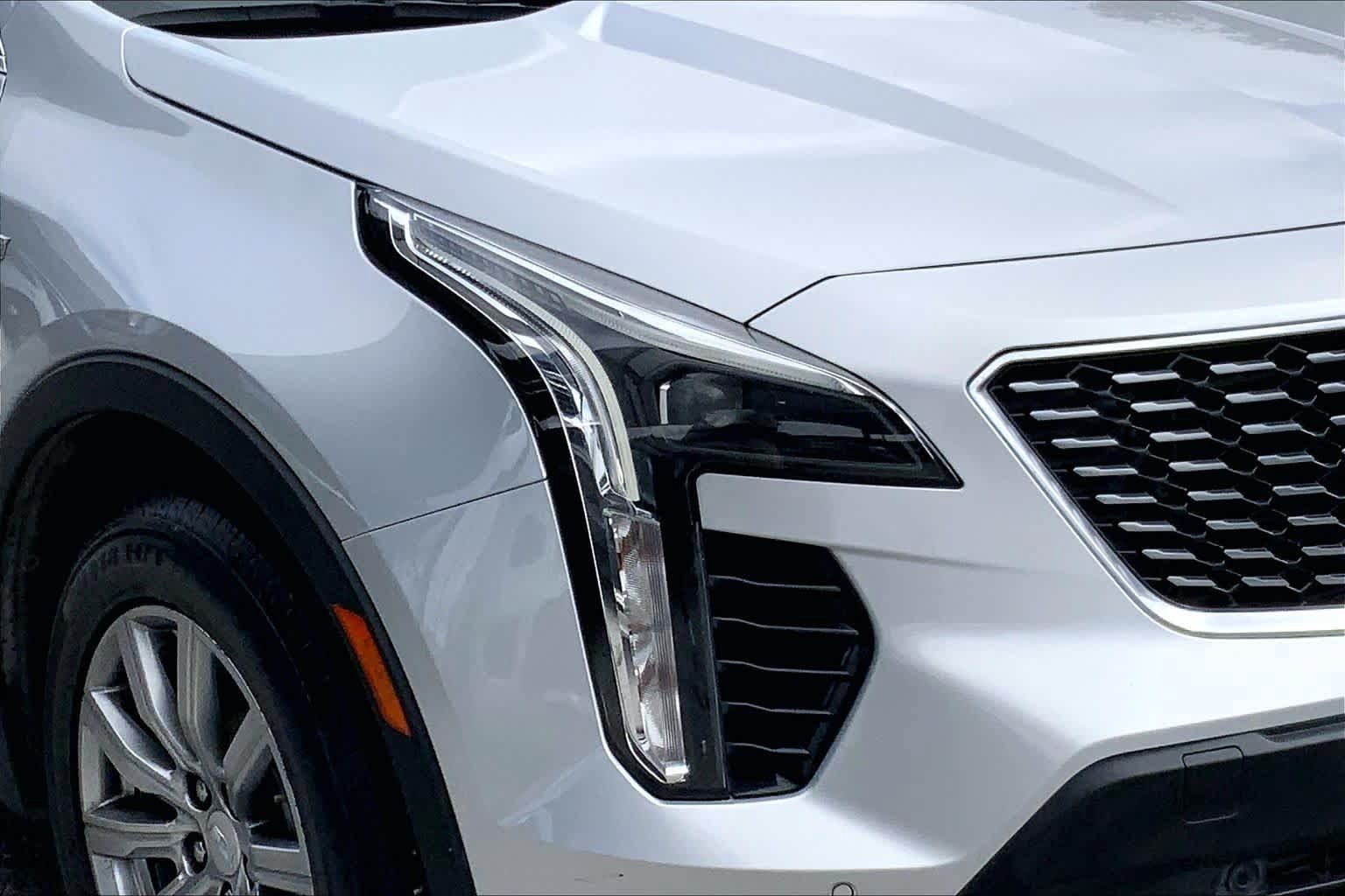 Used 2022 Cadillac XT4 Premium Luxury w/ Safety Alert Package AWD/4WD image 24