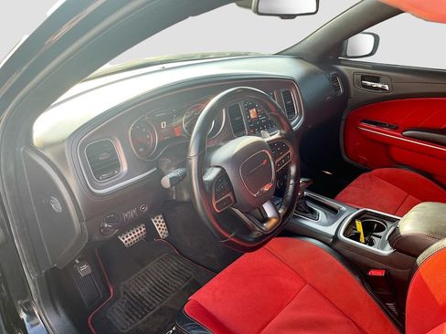 Used 2021 Dodge Charger Scat Pack RWD image 9