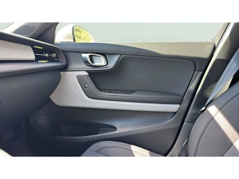 Used 2024 Polestar Polestar 2 RWD image 30