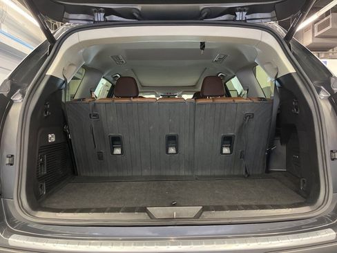 Used 2019 Subaru Ascent Touring w/ Popular Package #3 image 35