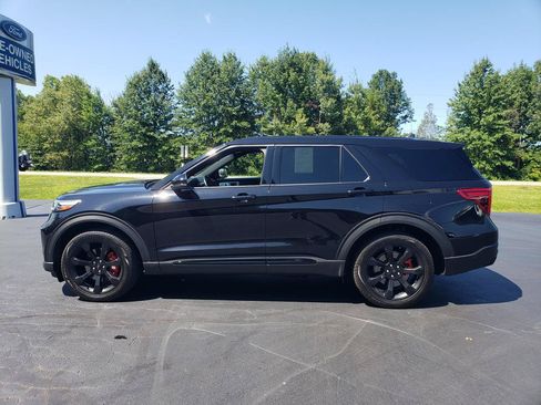 Used 2022 Ford Explorer ST w/ Equipment Group 401A AWD/4WD image 9