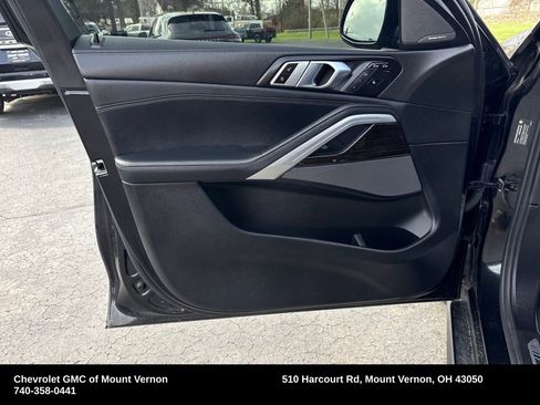 Used 2024 BMW X6 xDrive40i w/ Premium Package image 17