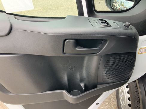 New 2026 RAM ProMaster 3500 w/ Crew Van Package image 19