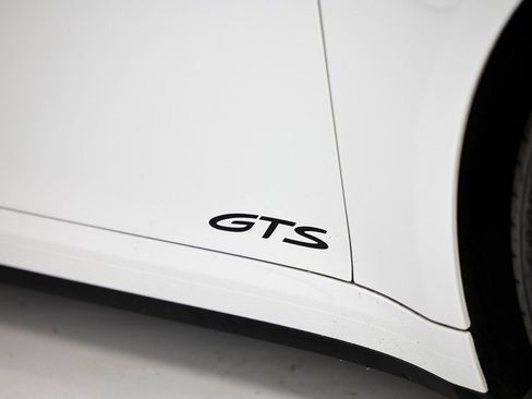Certified 2023 Porsche 911 Carrera GTS image 17