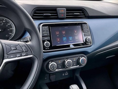 New 2025 Nissan Versa SV image 6