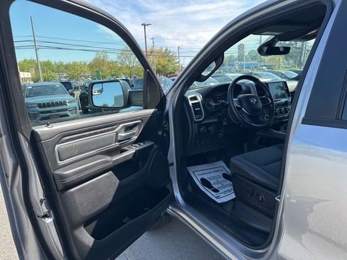 Used 2022 RAM 1500 Big Horn AWD/4WD image 23