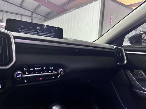 Used 2024 MAZDA CX-50 AWD 2.5 S w/ Premium Package image 19