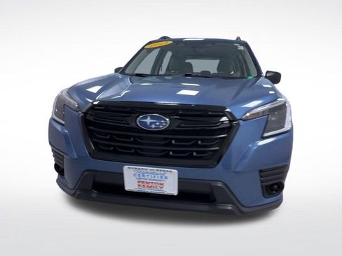 Used 2023 Subaru Forester AWD/4WD image 3