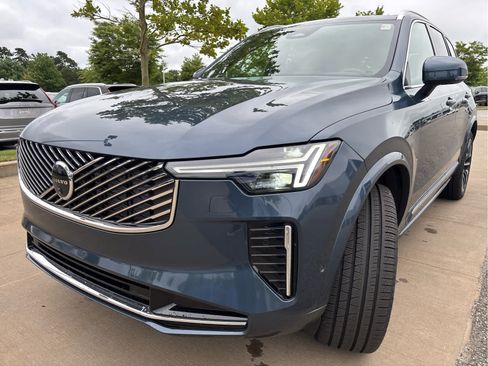 Used 2026 Volvo XC90 B6 Plus w/ Protection Package Premier AWD/4WD image 7