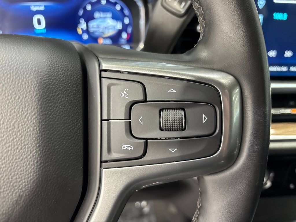 Used 2024 Chevrolet Silverado 1500 LT AWD/4WD image 14