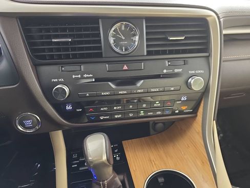 Used 2019 Lexus RX 350L AWD image 28