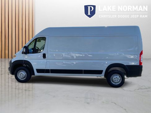 New 2026 RAM ProMaster 2500 w/ Convenience Group image 6