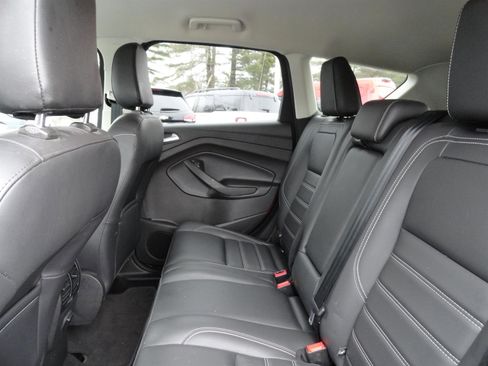 Used 2019 Ford Escape SEL image 19