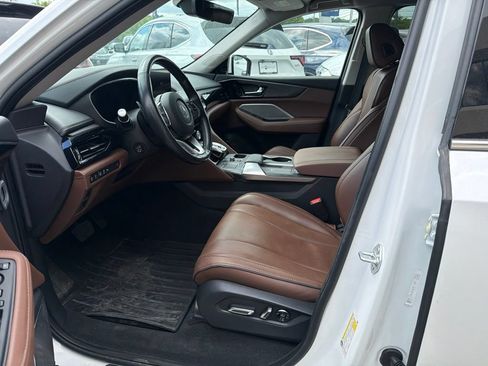 Used 2024 Acura MDX SH-AWD w/ Advance Package image 9
