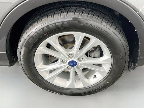 Used 2019 Ford Escape SEL AWD/4WD image 37