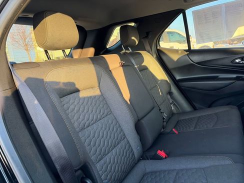 Used 2019 Chevrolet Equinox LT w/ Driver Convenience Package image 34